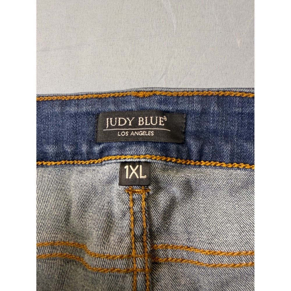 Judy Blue Los Angeles Dark Wash Distressed Cuffed Denim Shorts 1XL JB15004DK - Picture 5 of 16